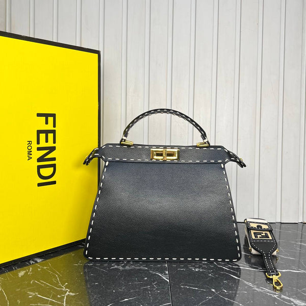 Fendi Peekaboo IseeU Medium