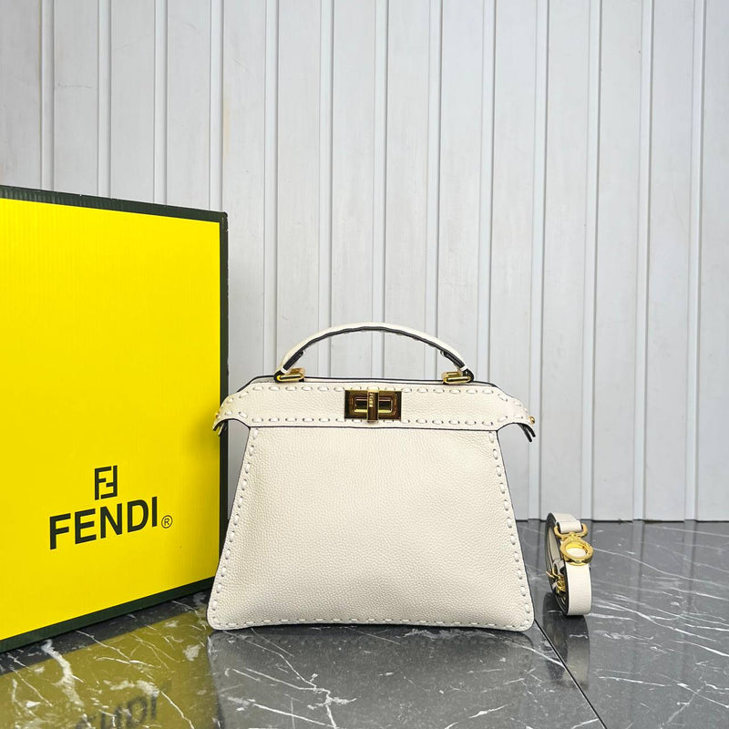 Fendi Peekaboo ISeeU Medium