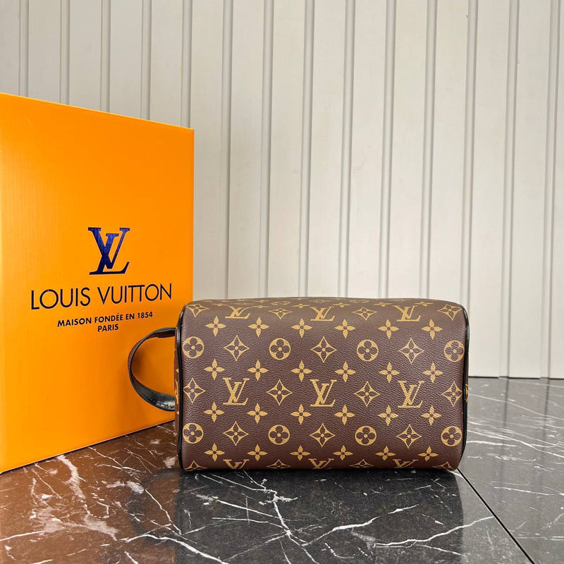 Louis Vuitton Dopp Kit Bag