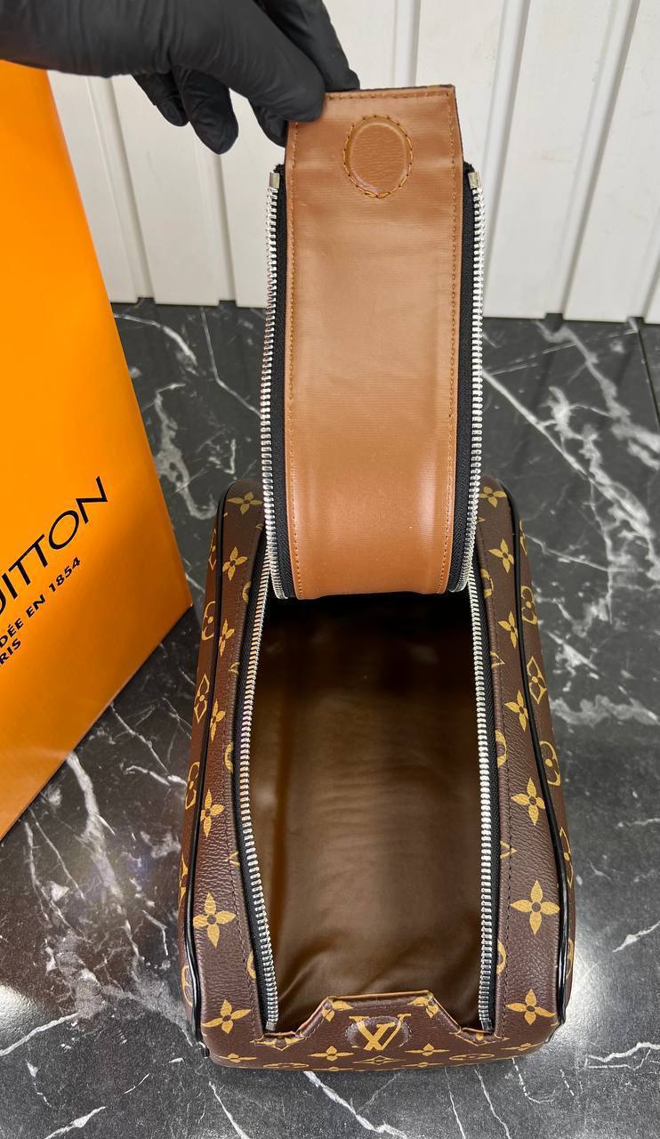 Louis Vuitton Dopp Kit Bag