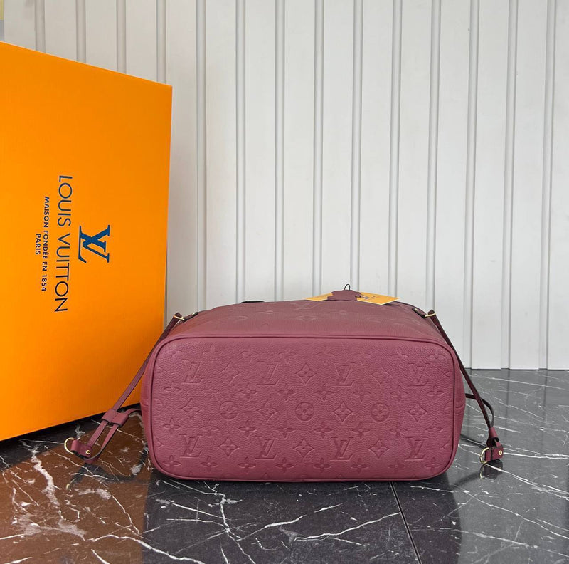 Louis Vuitton Neverfull Medium