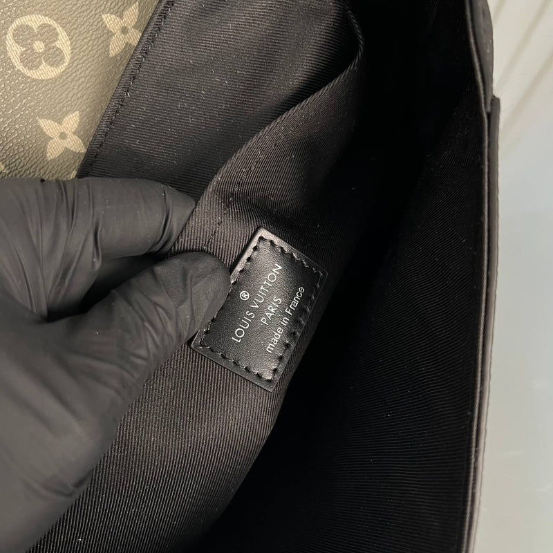 Louis Vuitton Pulse Messenger Bag