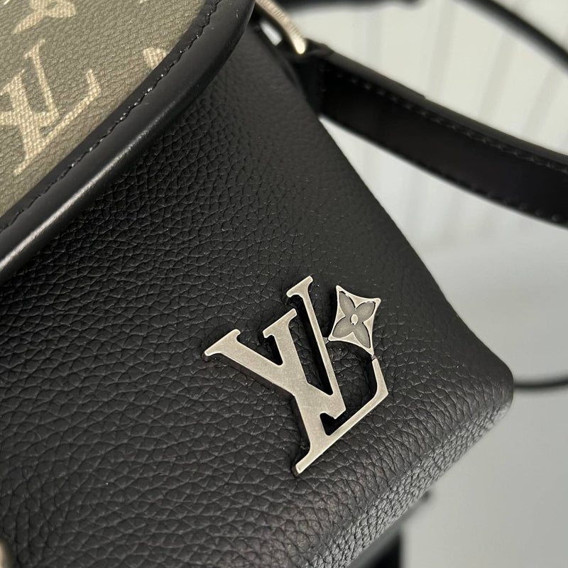 Louis Vuitton Pulse Wearable Wallet