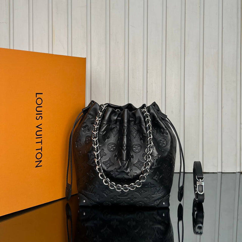 Louis Vuitton Noe Trunk PM