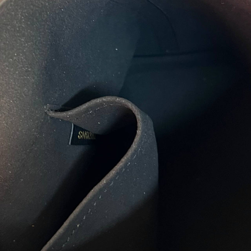 Louis Vuitton Lock and Walk Lockme