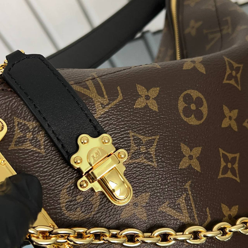 Louis Vuitton Lucky Trunk Bag