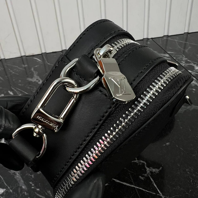 Louis Vuitton Alpha Wearable Wallet
