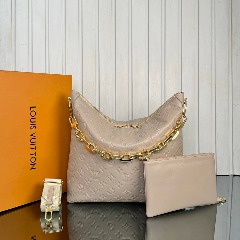 Louis Vuitton Coussin Hobo MM