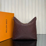 Louis Vuitton Coussin Hobo MM