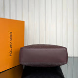 Louis Vuitton Coussin Hobo MM