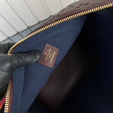 Louis Vuitton Coussin Hobo MM
