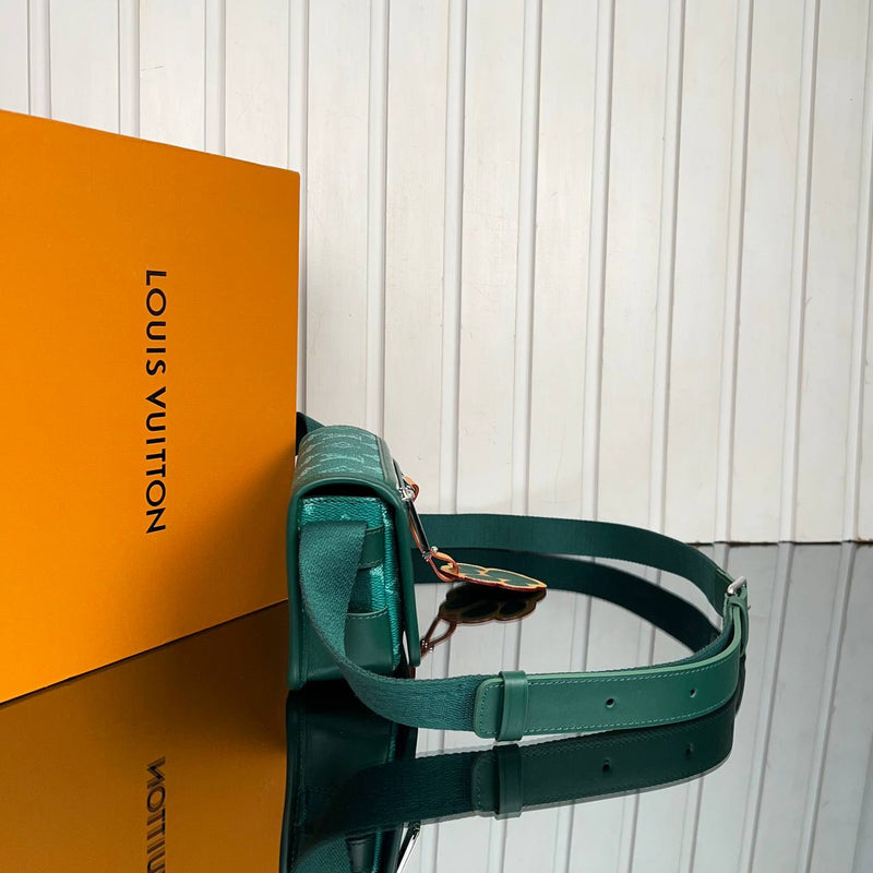 Louis Vuitton Bosphor Wearable Wallet
