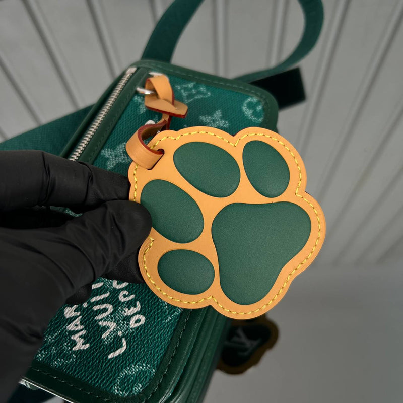 Louis Vuitton Bosphor Wearable Wallet