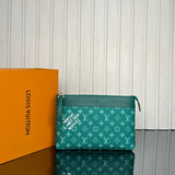 Louis Vuitton Pochette Voyage Souple Pouch