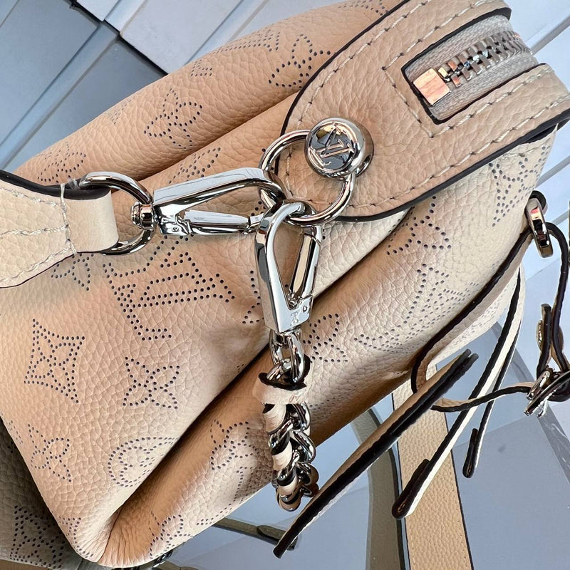 Louis Vuitton Mahina Hand It All PM