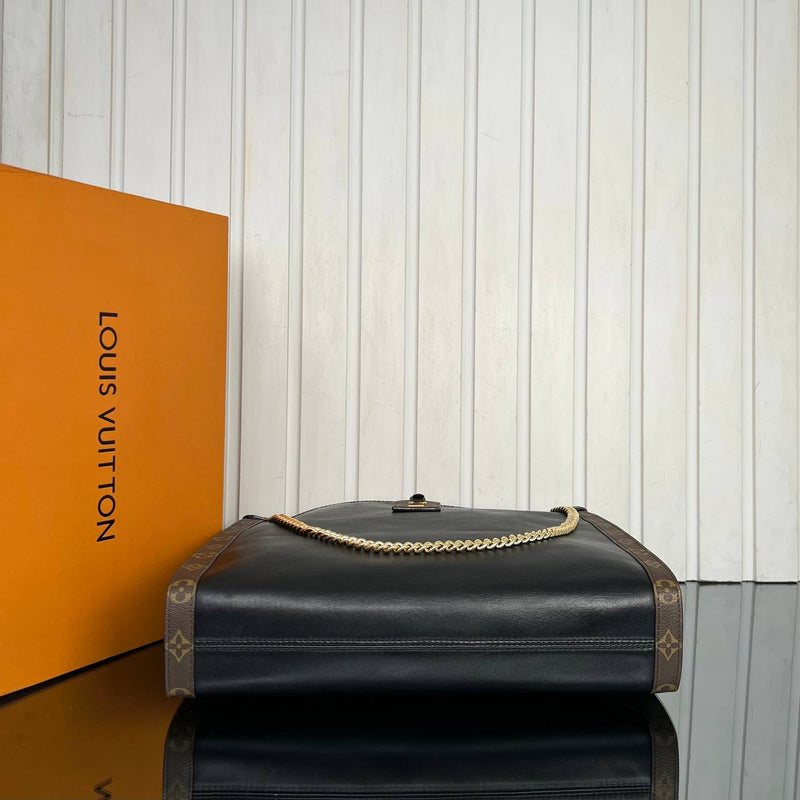 Louis Vuitton Nova MM Bag