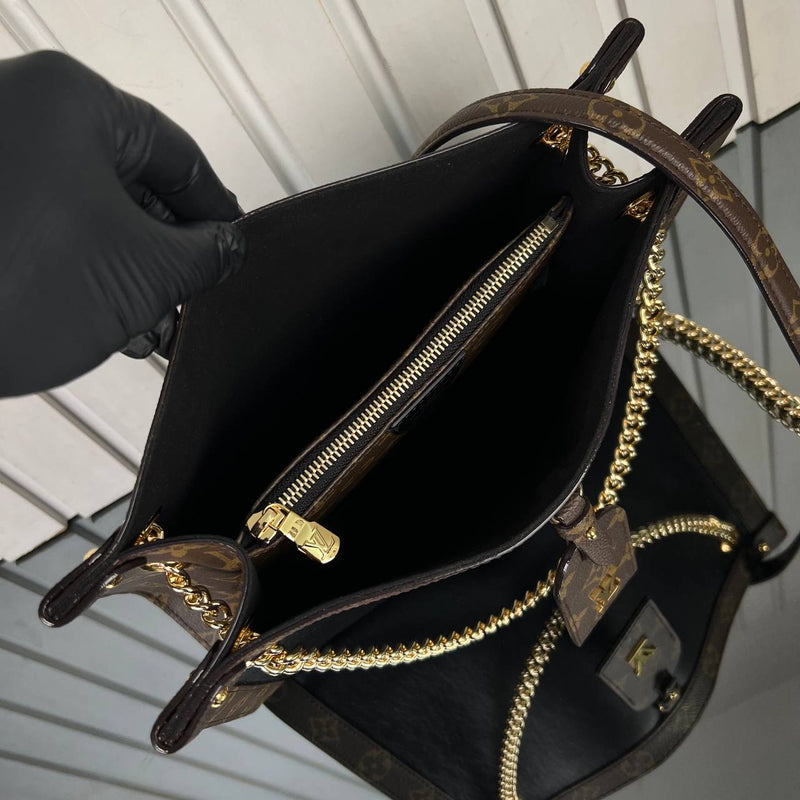 Louis Vuitton Nova PM Bag