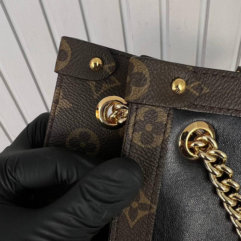 Louis Vuitton Nova MM Bag