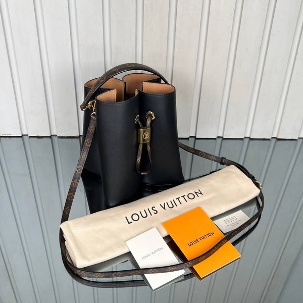 Louis Vuitton Bloom PM