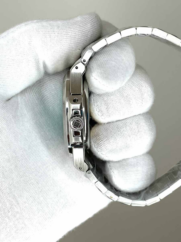Patek Philippe Nautilus 5711 White