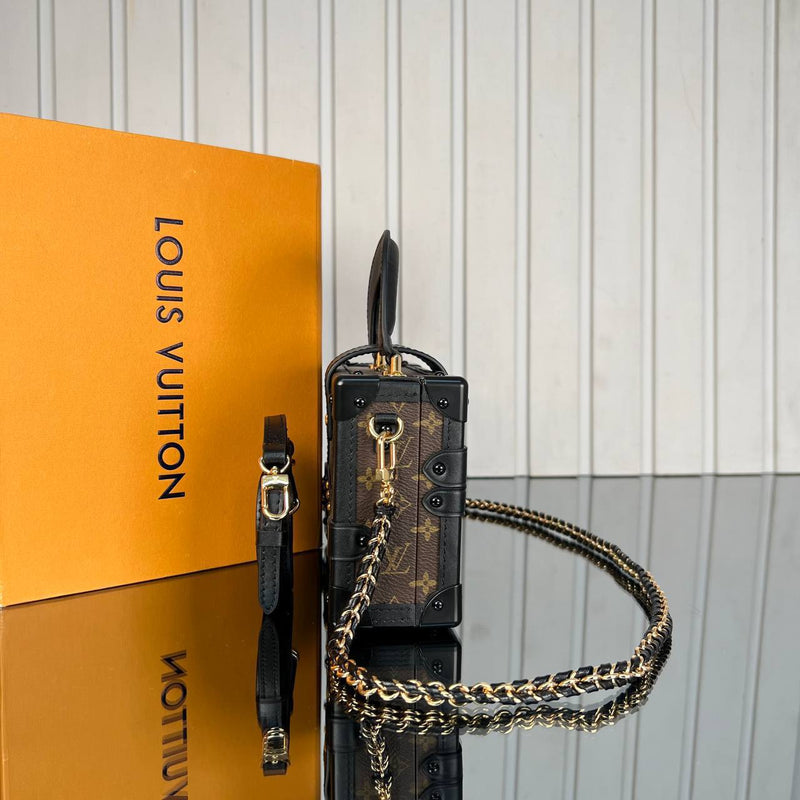 Louis Vuitton Petit Malle