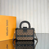 Louis Vuitton Petit Malle