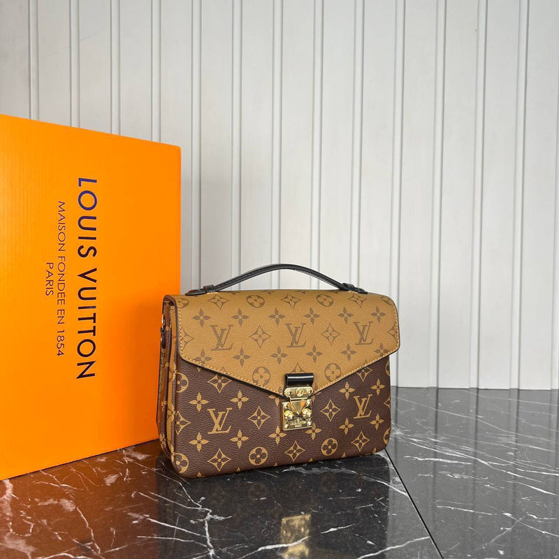 Louis Vuitton Metis Pochette Bag