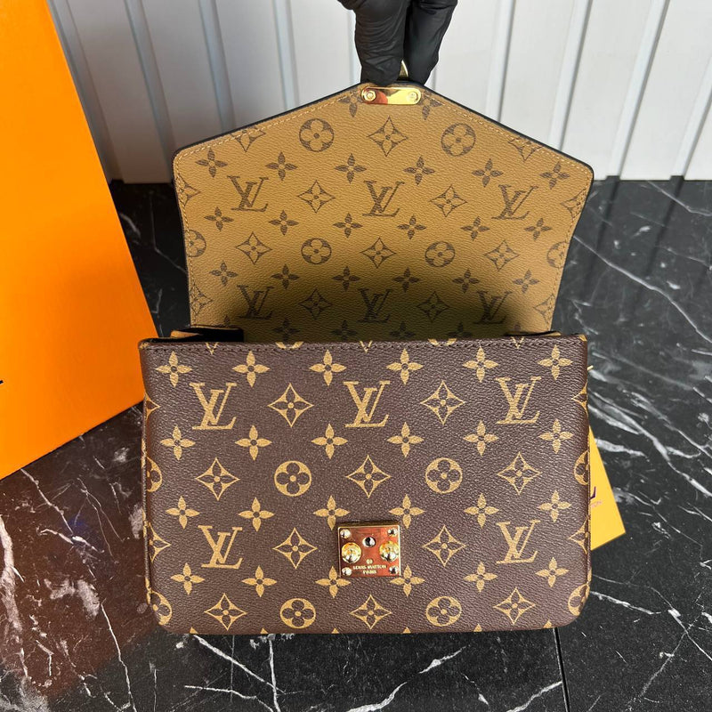 Louis Vuitton Metis Pochette Bag