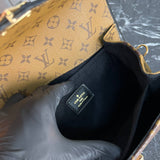 Louis Vuitton Metis Pochette Bag