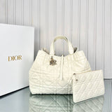 Christian Dior Toujours Large