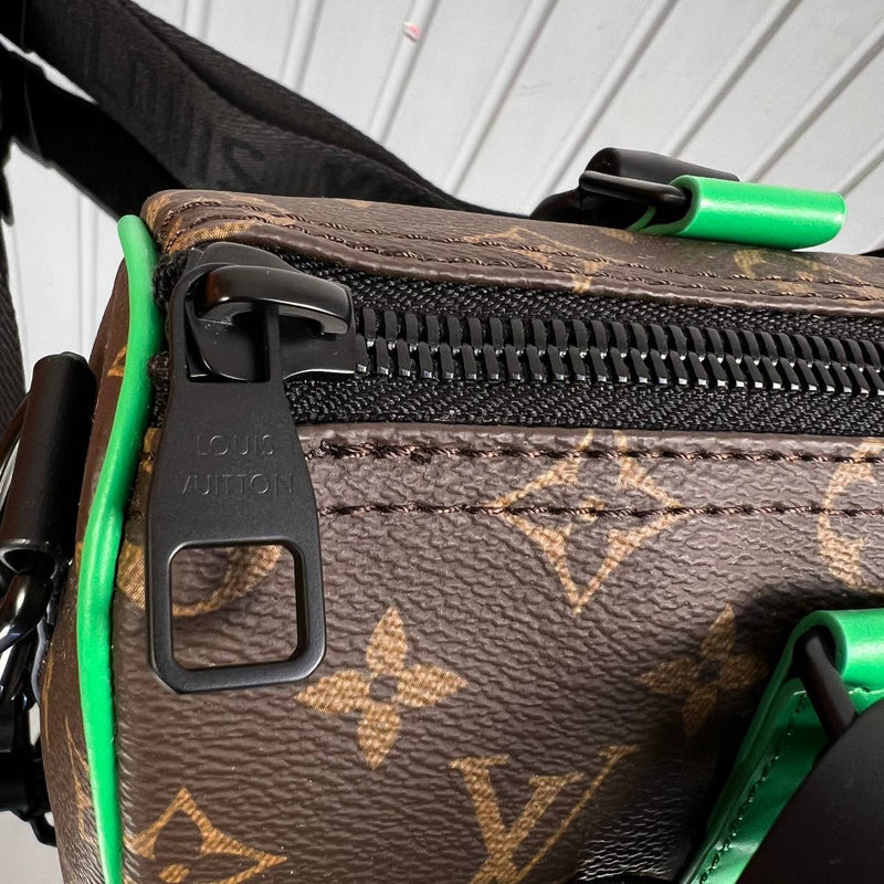 Louis Vuitton Keepall Bandouliere 25 cm