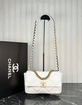 Chanel 19 Bag Medium