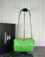 Chanel 19 Bag Medium