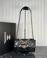 Chanel 19 Bag Medium