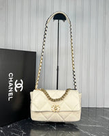 Chanel 19 Bag Medium
