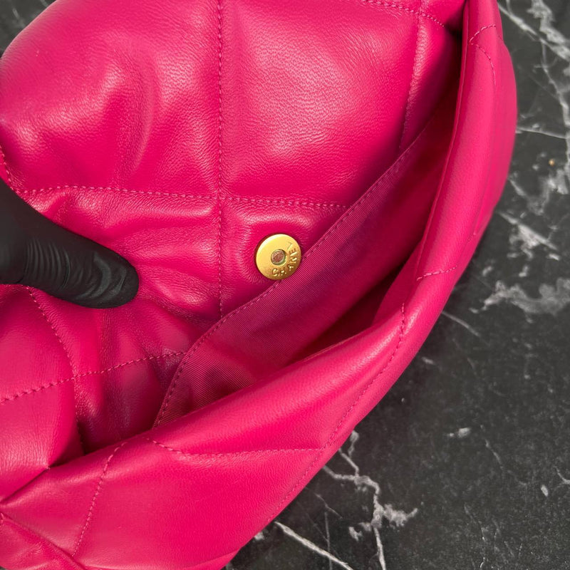 Chanel 19 Bag Medium