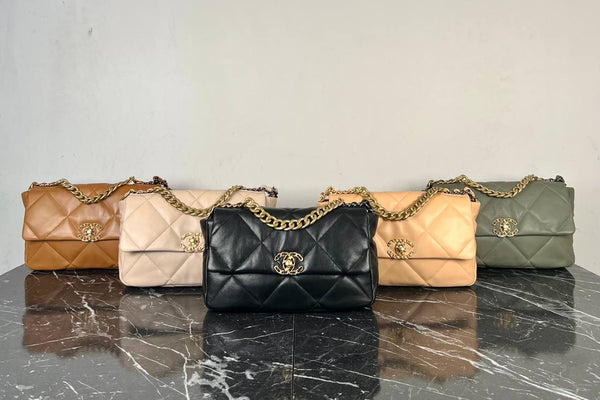 Chanel 19 Bag Medium