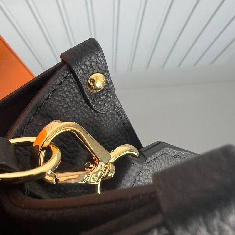 Louis Vuitton Lock & Go