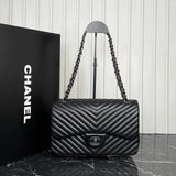Chanel 3.55 Chevron