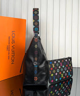 Louis Vuitton CarryAll Vibe MM