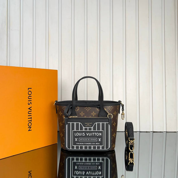 Louis Vuitton Neverfull Bandouliere Inside Out BB
