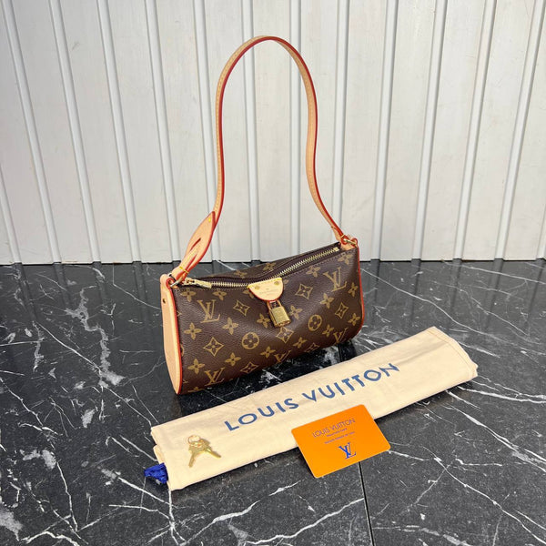 Louis Vuitton Pochette Triette