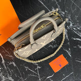 Louis Vuitton OnTheGo East West
