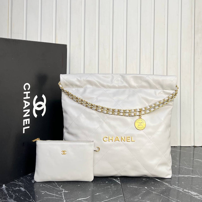 Chanel 22 Handbag