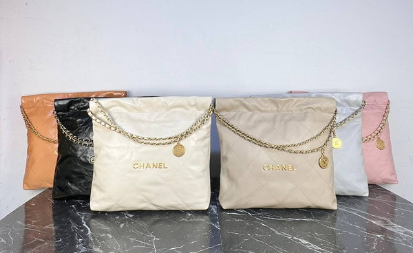 Chanel 22 Handbag