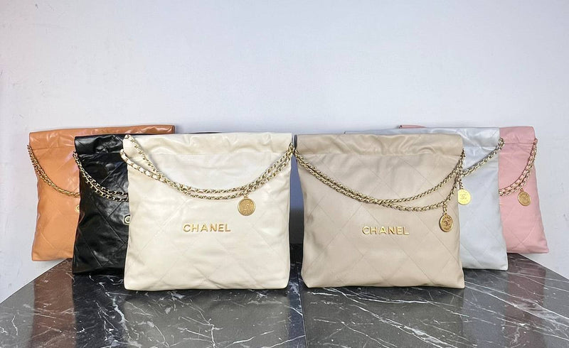 Chanel 22 Handbag