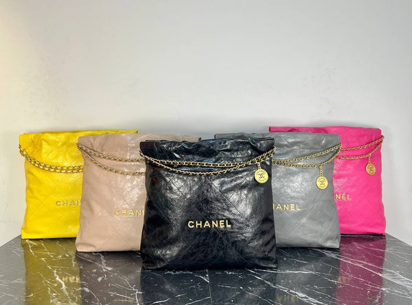 Chanel 22 Handbag