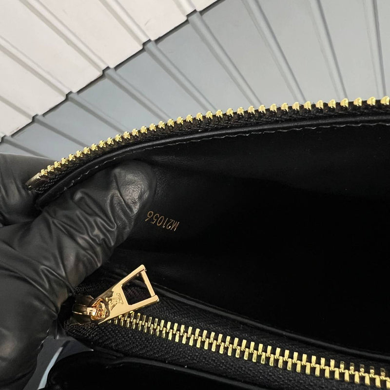 Louis Vuitton Coussin MM Bag