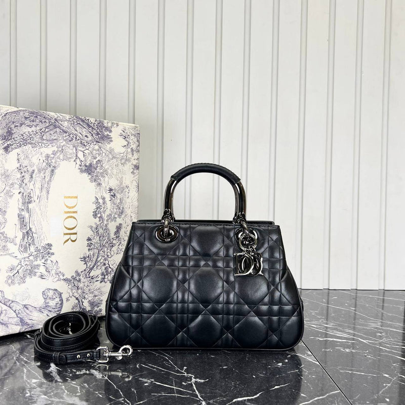 Christian Dior The Lady 95.22 Medium