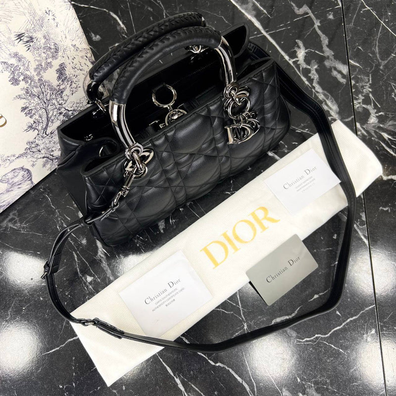 Christian Dior The Lady 95.22 Medium